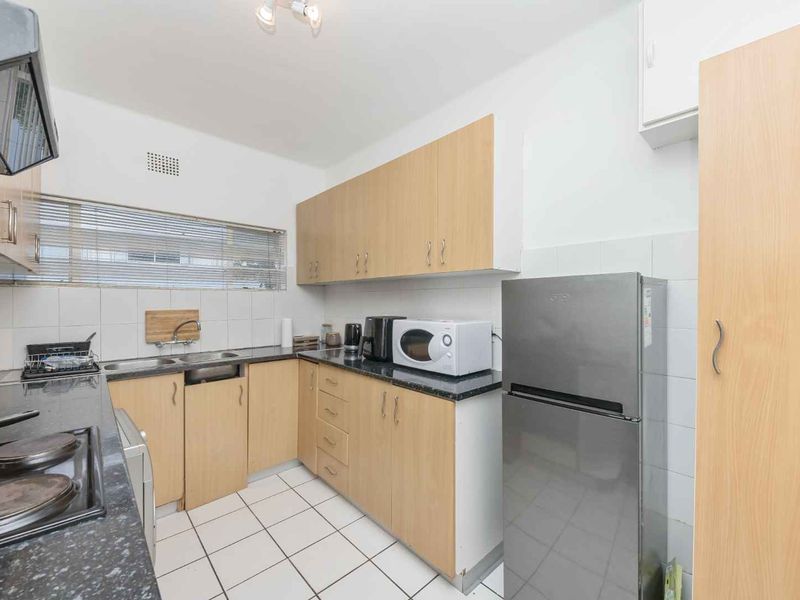 Spacious 2 Bedroom Flat On Jammie Route - Photo 2