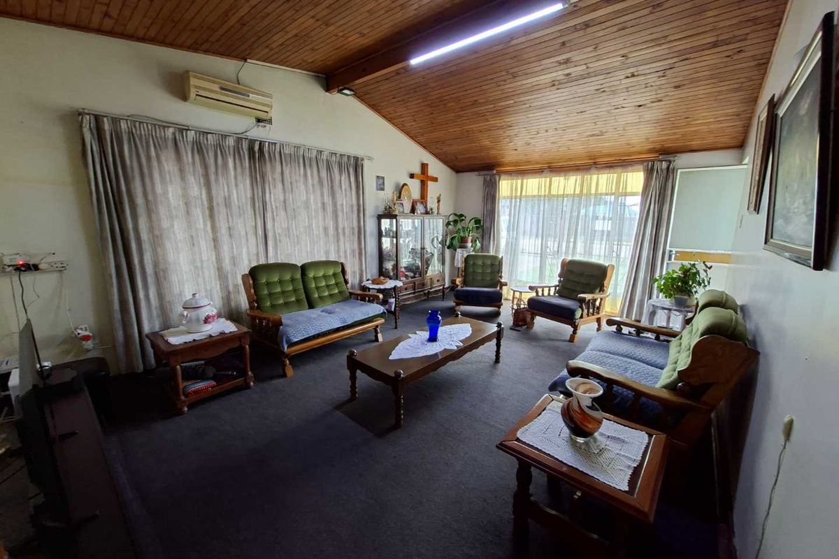 3 Bedroom Home with Flatlet for Sale - Photo 2