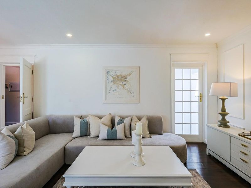 Stylish Furnished 3-Bedroom Home with a 2 bedroom Apartment with Pool & Solar Power - Photo 8