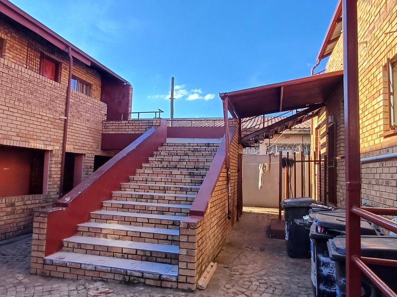 Dream investment! 16 rented units - Photo 3