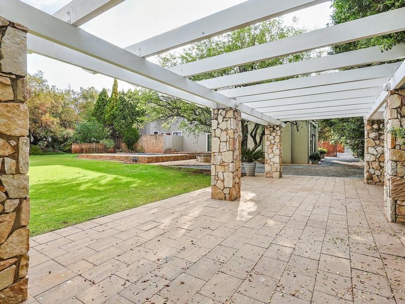 Step into a world of comfort and nostalgia - Photo 4