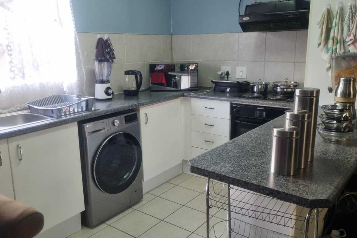 Liefde and Vrede,2 Bedroom Townhouse - Photo 4