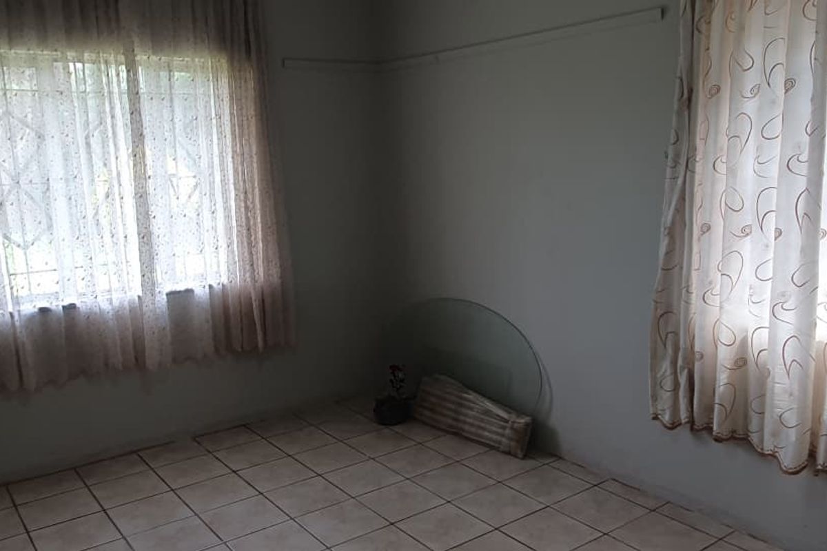 3 bed house in Nyala Park - Photo 3