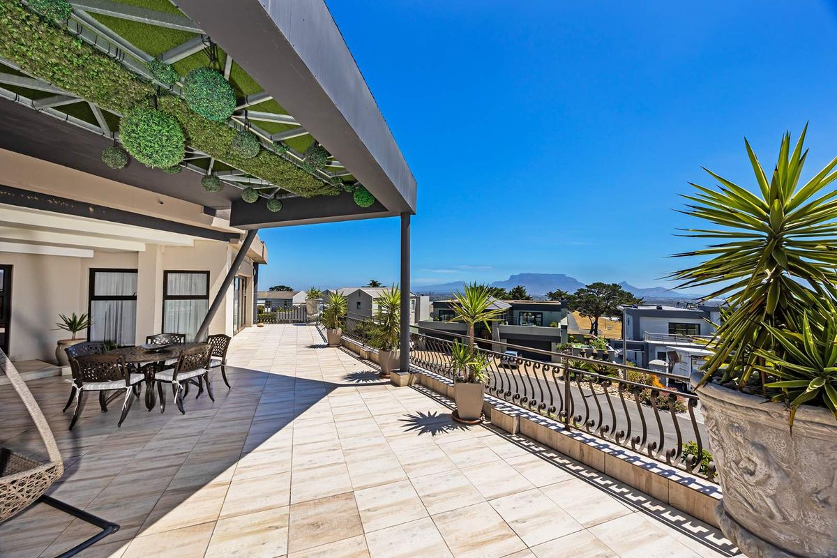 An Architectural Statement of Timeless Elegance & Elevated Living in Baronetcy Estate - Photo 5