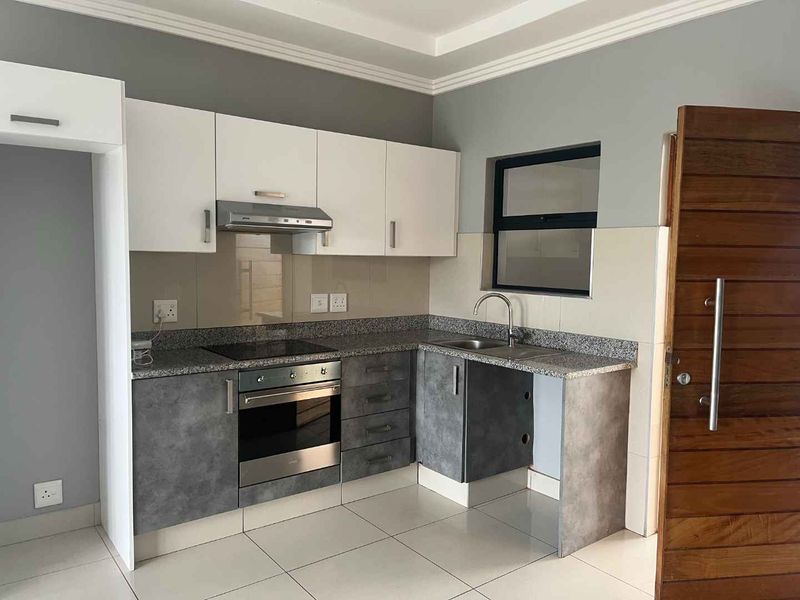 Huge Classy 3- bedroom near Umhlanga Beach - Photo 2