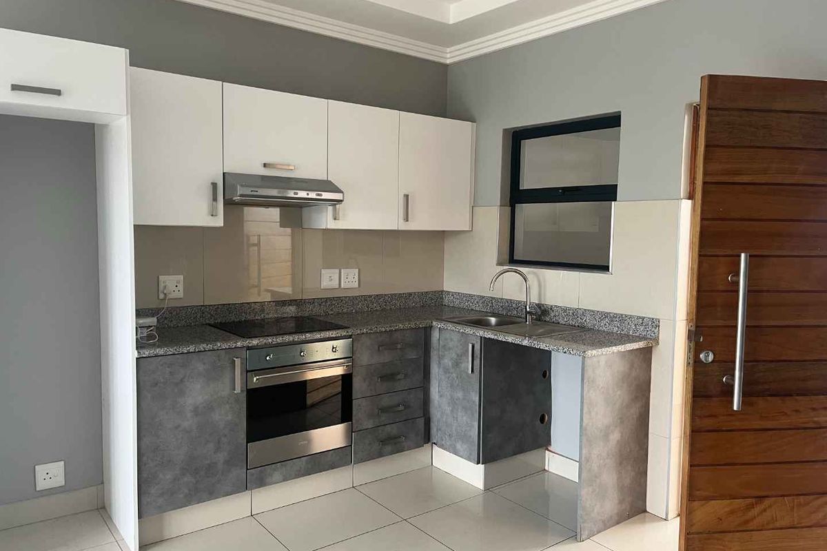 Huge Classy 3- bedroom near Umhlanga Beach - Photo 2