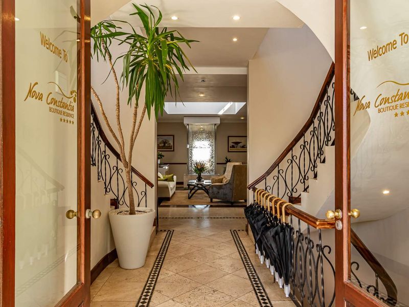 Serene & Luxurious 5 Star Boutique Residence In Constantia Valley - Photo 6