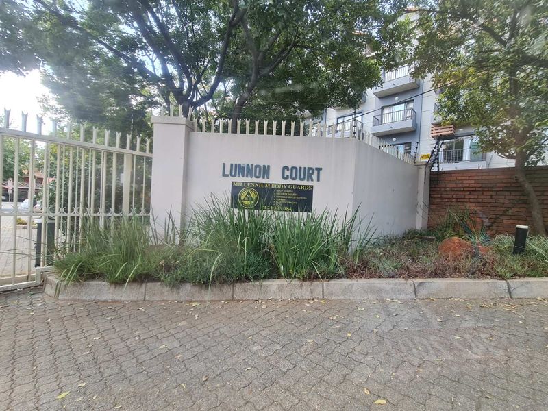 2 Bedroom to rent in Hatfield - Photo 1