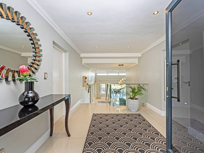 Baronetcy’s Ultimate Masterpiece – Live the Views You’ve Only Imagined - Photo 2