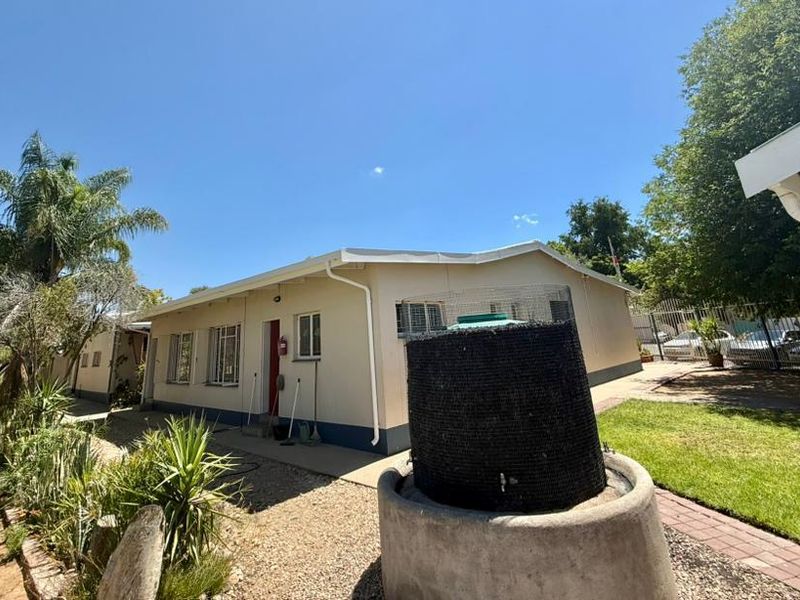 School Premises for Sale - Photo 4