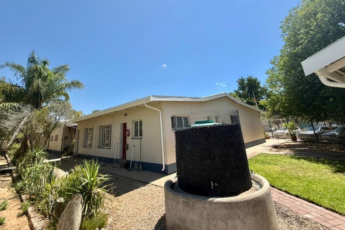 School Premises for Sale - Photo 4