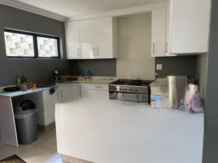 Property #2516779, House Rental Monthly in Palm Lakes Estates