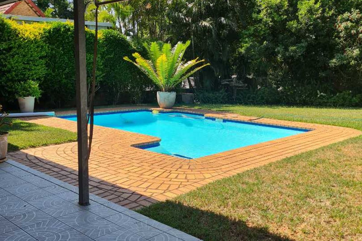 Spacious family home ideal for nature lovers - Photo 2