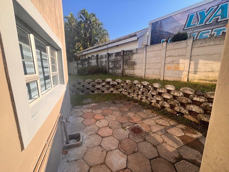3 Bedroom Unit for Rent in Prime Malvern !! - Photo 5