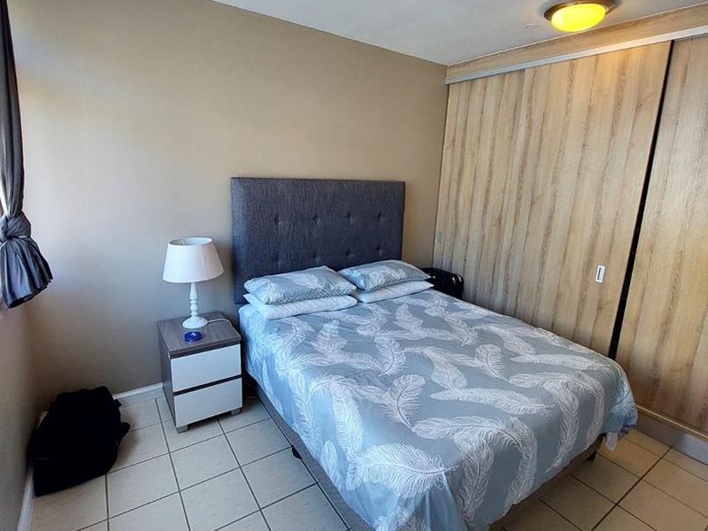 Furnished 1-Bedroom Apartment To Rent in Cape Town City Bowl - Photo 10