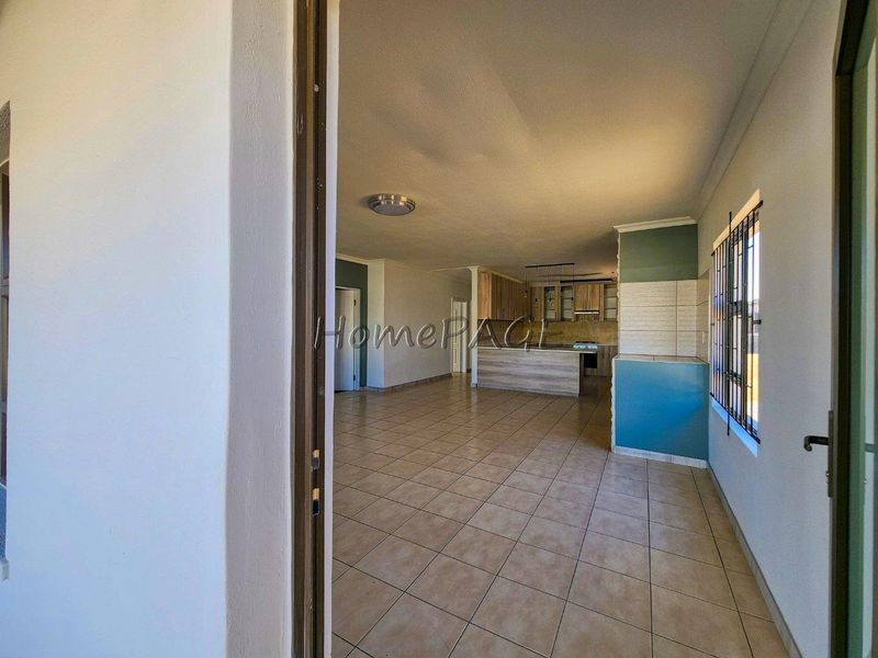Ext 10, Henties Bay:  Newly renovated 3 Bedr home on the south dune - Photo 9