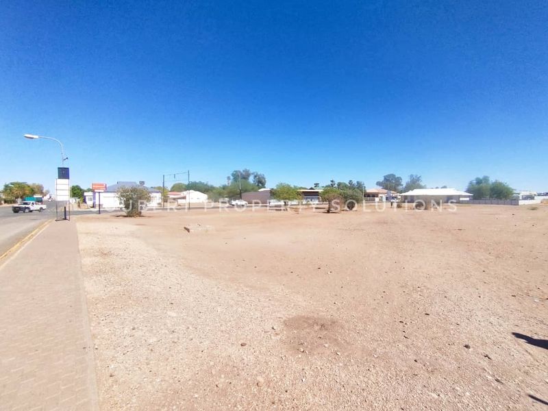 PRIME LOCATED ERF FOR SALE IN MARIENTAL - NAMIBIA - Photo 4