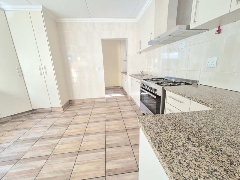 Luxury Living in the Heart of the North - Photo 9