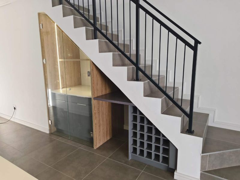 Modern 3-bedroom family home to rent in Le Coste Estate - Photo 10