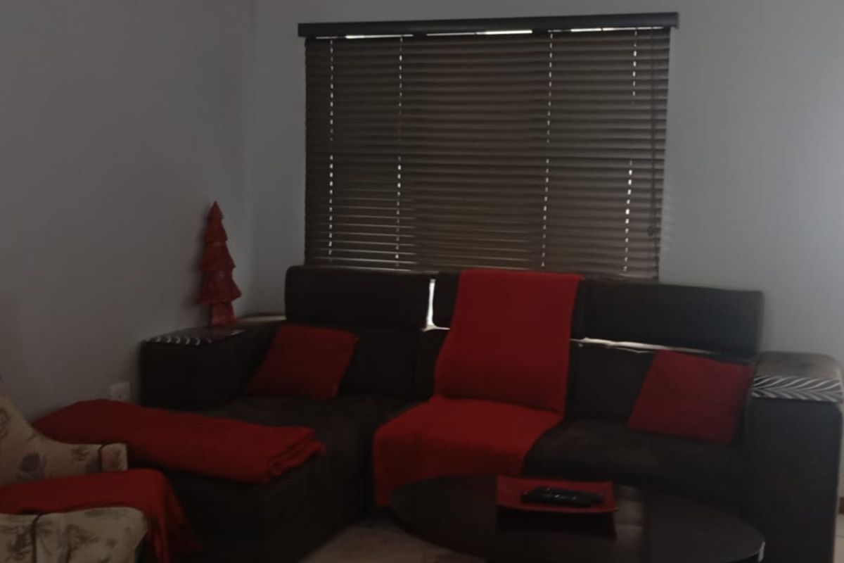 Two bedroom townhouse, New Redruth - Photo 4