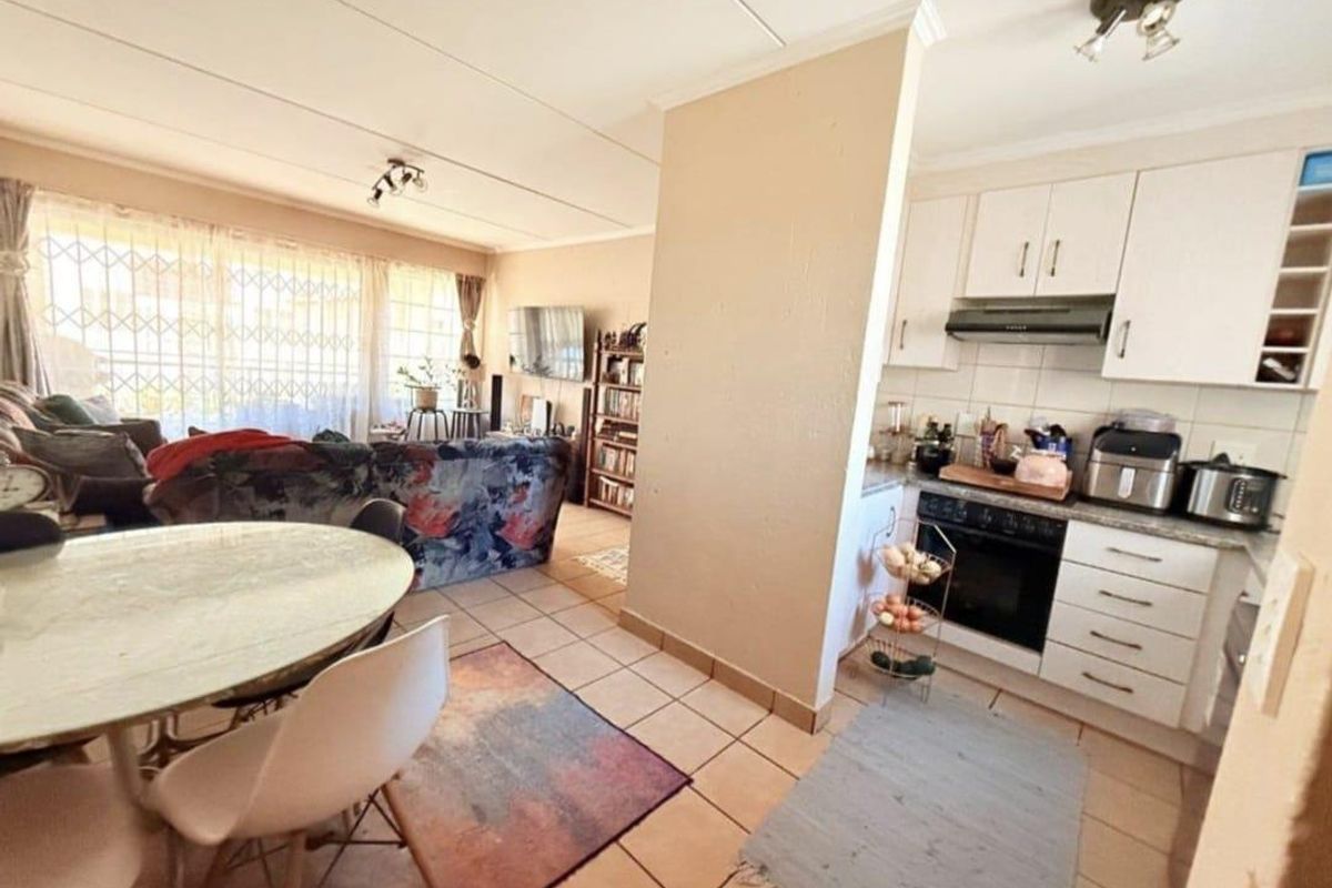 2 Bed Apartment for Sale - Photo 3