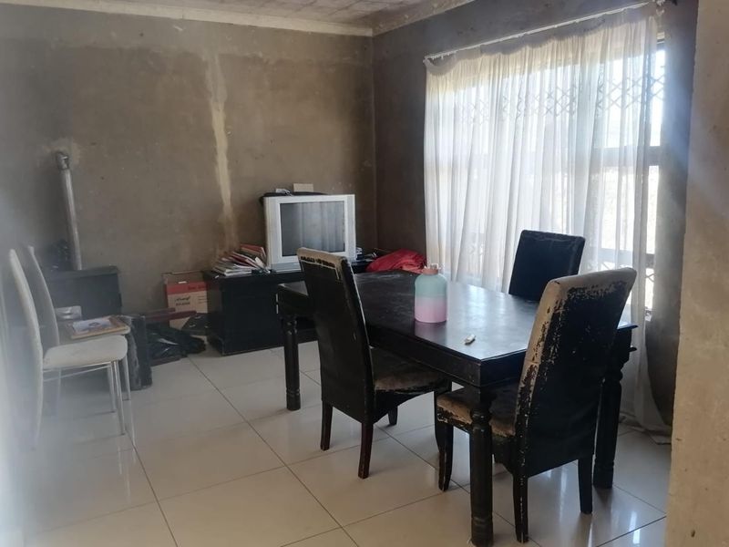 House For Sale in Orlando West, Soweto - Photo 8