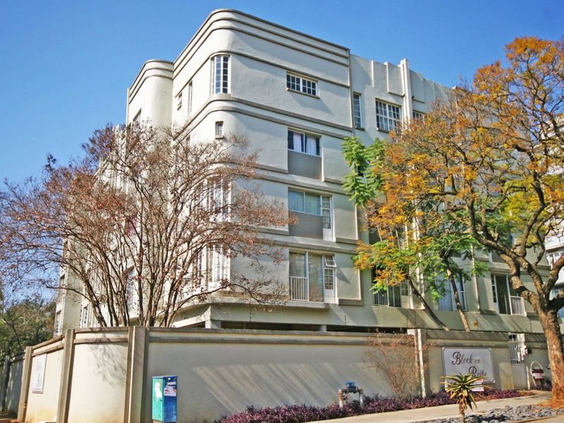 Affordable Bachelor Apartment |Block On Reitz - Photo 1