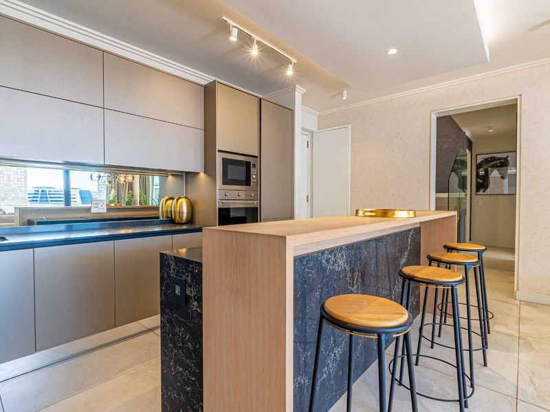 Luxury Above All - Photo 4