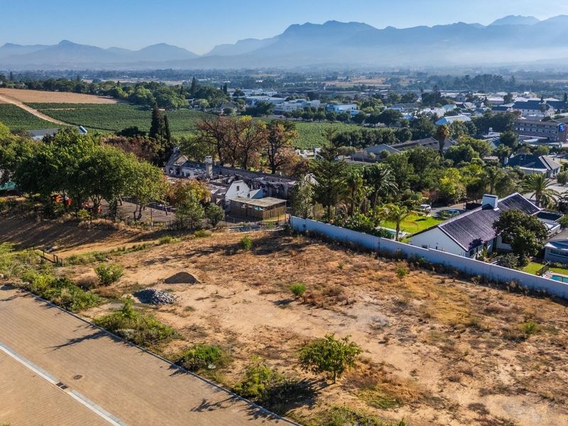 Prime Winelands Erf in Secure Estate Courtrai, Paarl - Photo 8