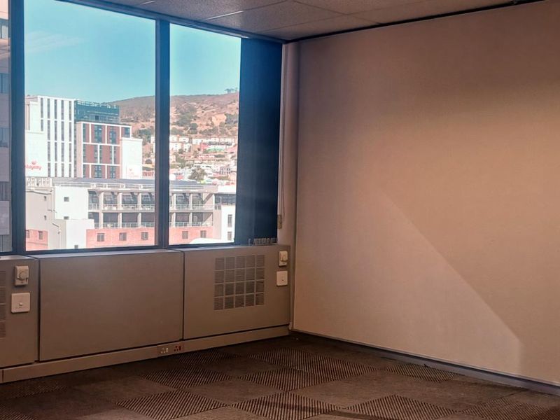 Prime Office Space Available in Cape Town's Financial Hub - Photo 8