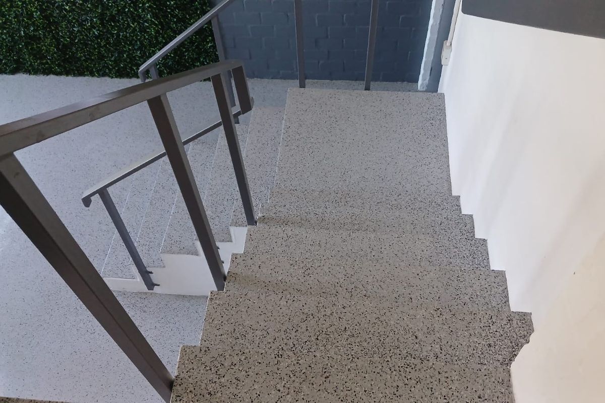 First-Floor Office Space with Sea views in Dido Valley - Photo 5