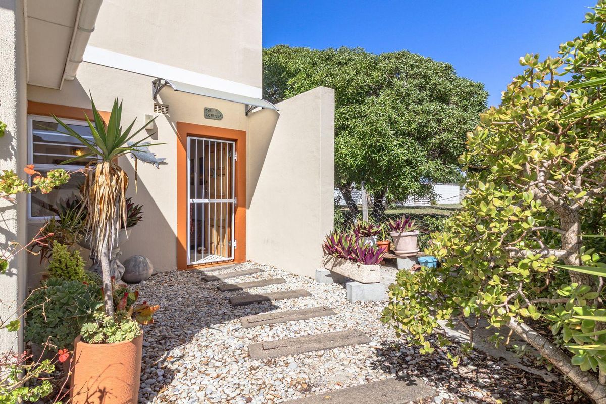 Living the Holiday in Franskraal - Photo 5