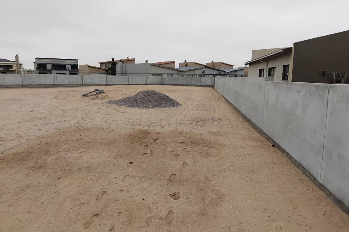 LARGE ERF FOR SALE IN HENTIES BAY – SOUTH DUNE - Photo 4
