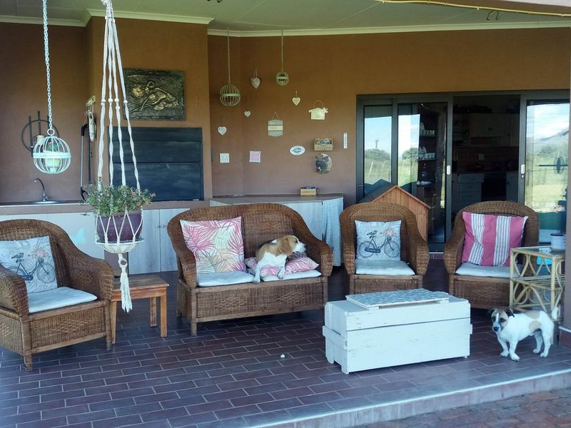 FOR SALE: SECURE 1 HECTARE PROPERTY WITH HOME, GARDEN & BUSINESS POTENTIAL - Photo 4