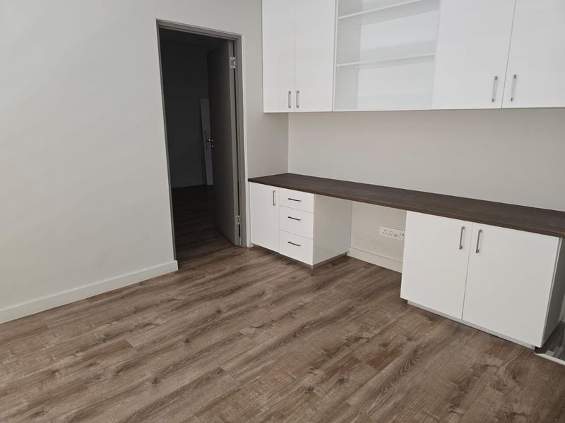 PENTHOUSE FOR RENT - Photo 7