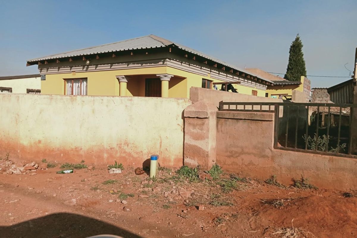 3 Bedroom house for sale - Photo 3