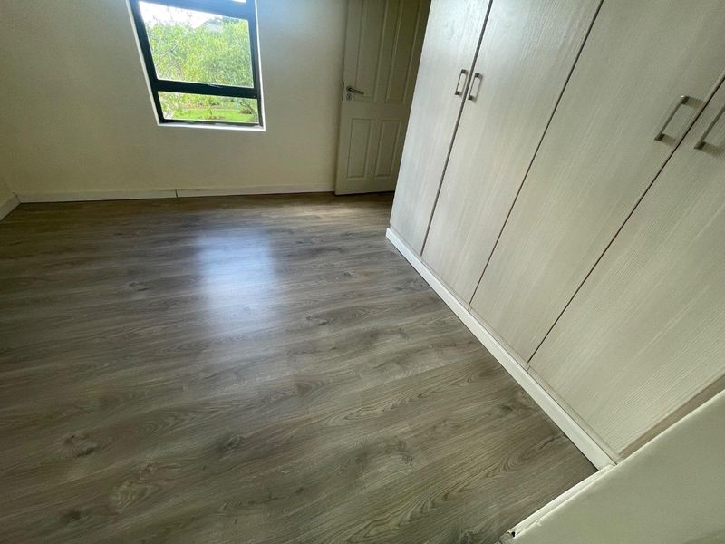 First-Floor Gem: 3-Bedroom Unit in Prime Pomona Location! - Photo 9