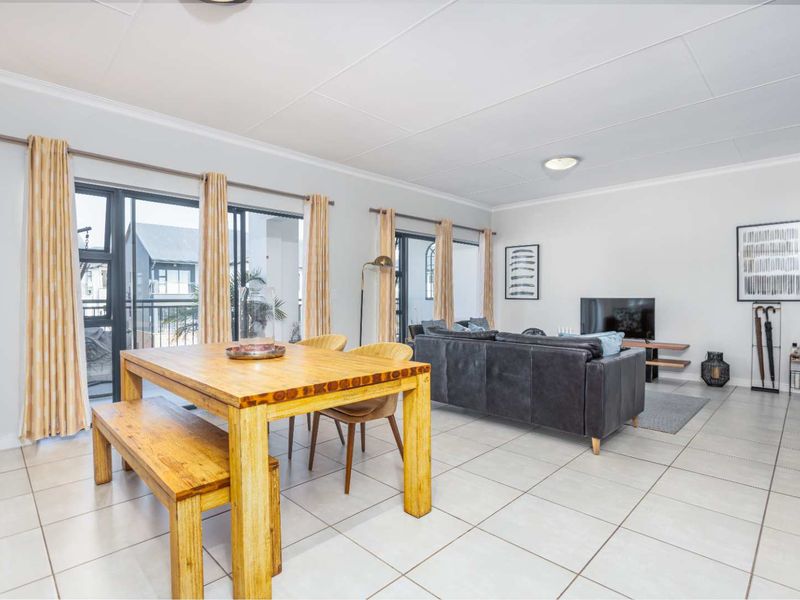 Large 2 bedroom aprtment in a World-Class Lifestyle Estate - Photo 9