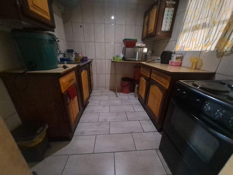 mfortable spacious apartment to sell - Photo 6