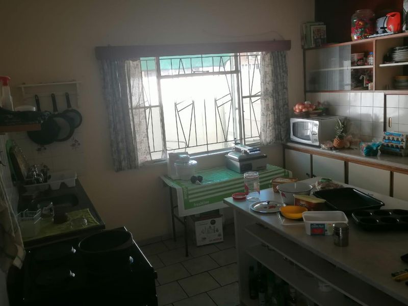 Free Standing House To Let In Suiderhof - Photo 2