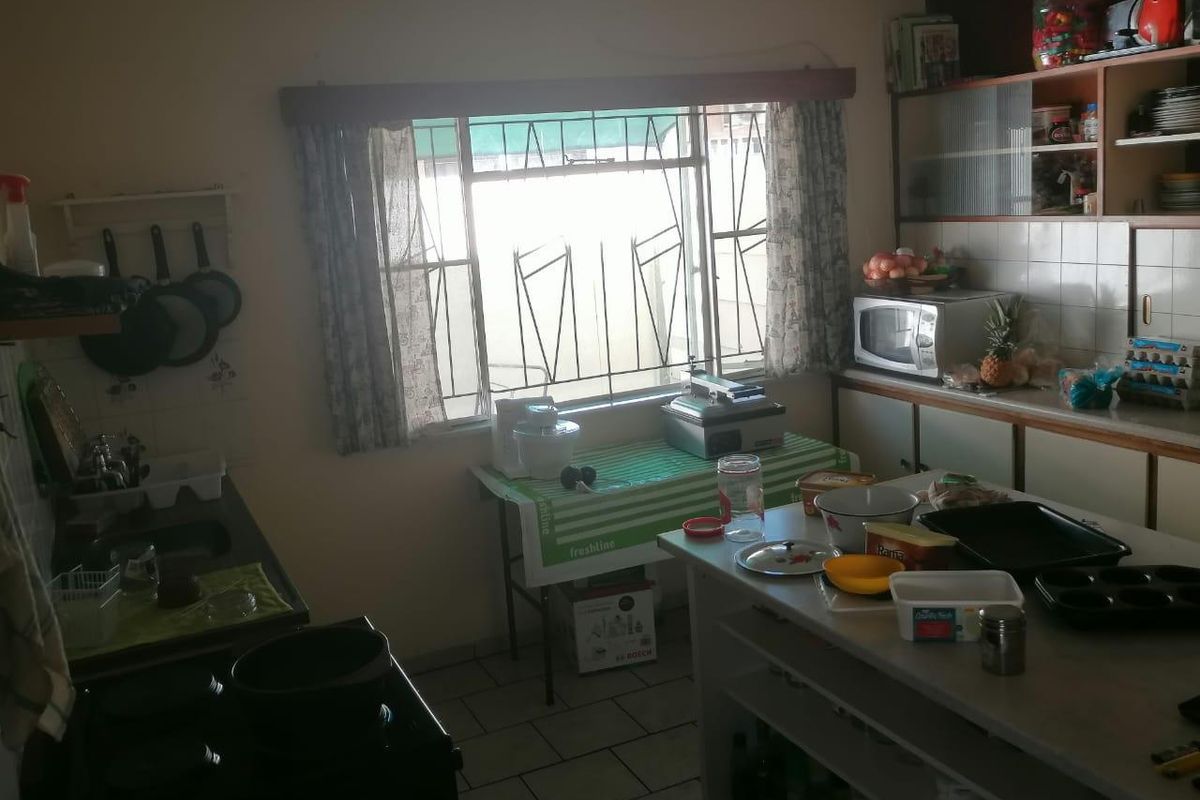 Free Standing House To Let In Suiderhof - Photo 2