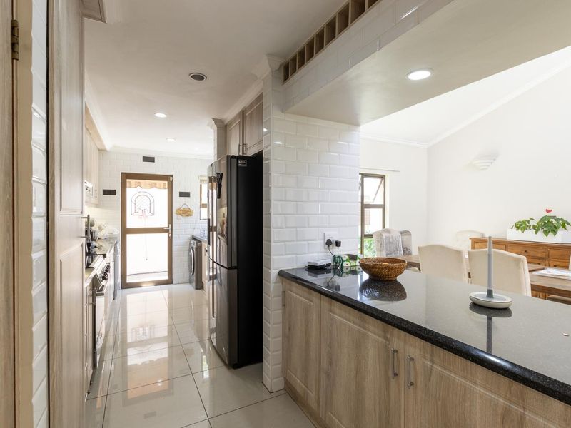 3 BEDROOM HOUSE FOR SALE IN DAINFERN GOLF ESTATE - Photo 6