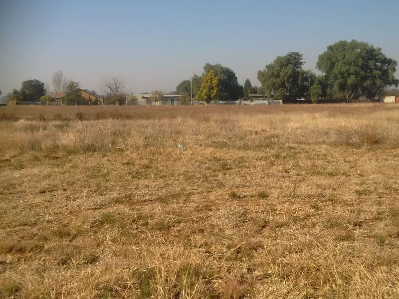 Developers! this fantastic prime site in main street Kookrus - Photo 2