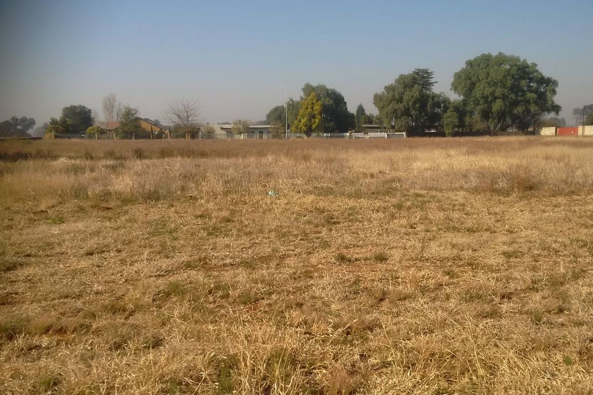 Developers! this fantastic prime site in main street Kookrus - Photo 2