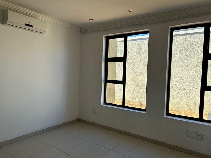 FOR SALE| 📍OMEYA GOLF ESTATE | Modern 3-Bedroom Home - Photo 6