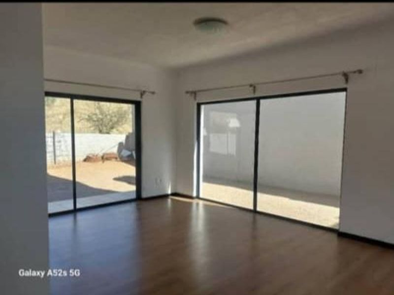Property for Rent - Photo 3