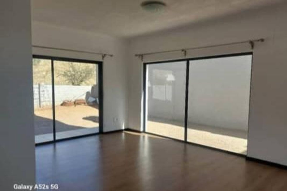 Property for Rent - Photo 3