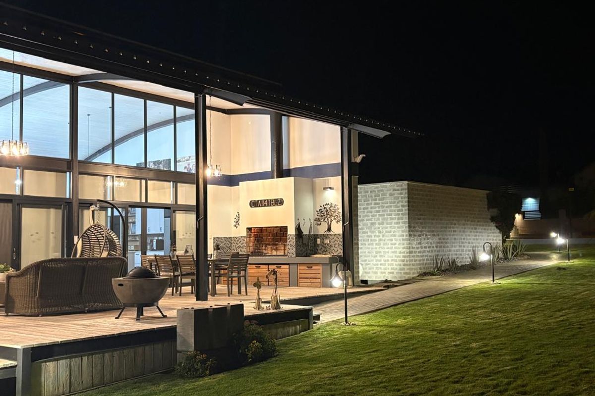 3 Bedroom Home | Architectural Masterpiece with Unmatched Kunene Views - Photo 2