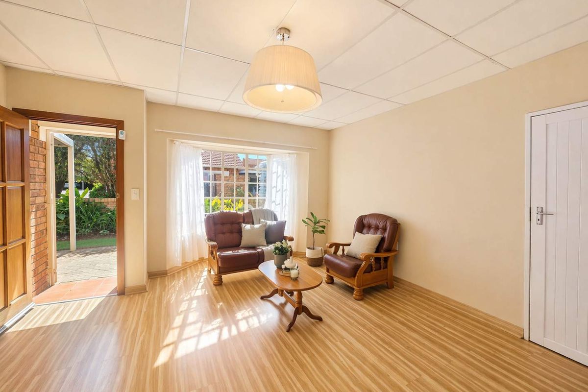 Two bedroom home in highly rated retirement village - Photo 3