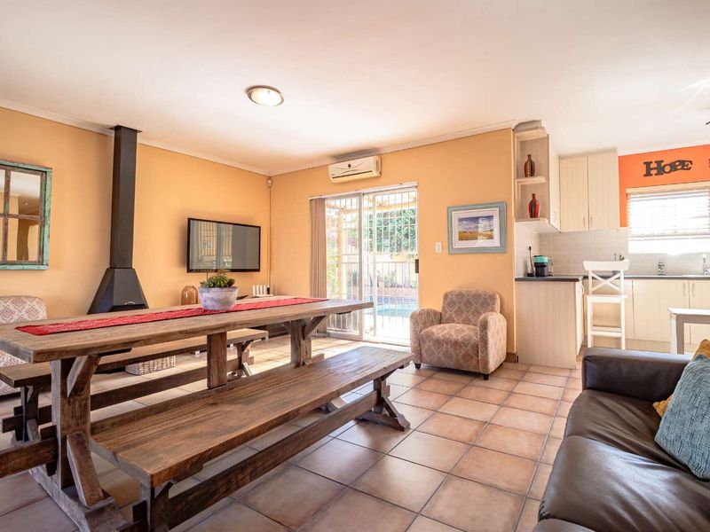 Spacious, Sunlit Sanctuary in Kuils River Awaits You - Photo 5